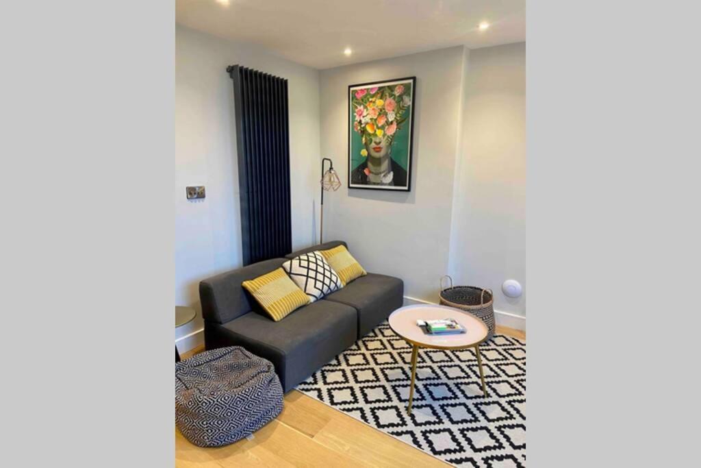 Beachside Apartment In The Centre Of Town New Quay Екстериор снимка