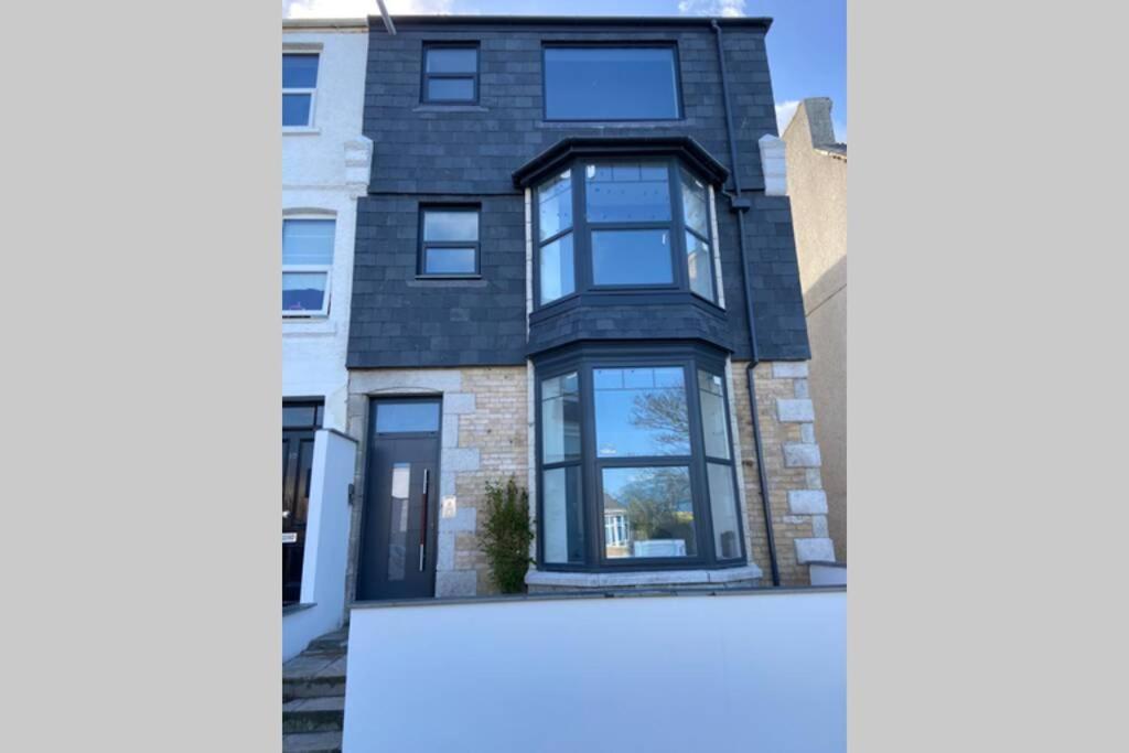 Beachside Apartment In The Centre Of Town New Quay Екстериор снимка